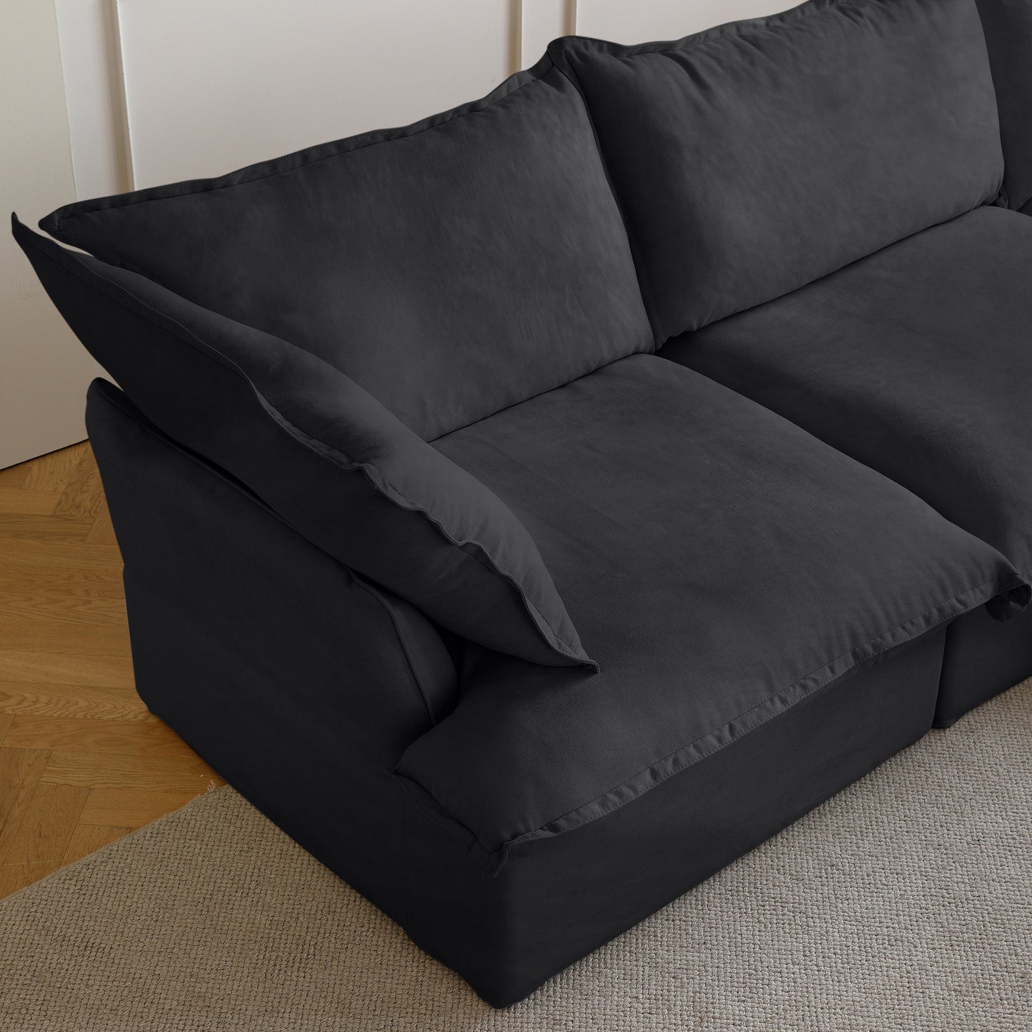 Modular Luxe 4-Seater Sectional in Black